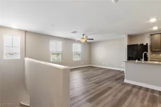 Photo #6: 2496341 Listing 