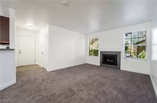 Photo #3: 2496348 Listing 