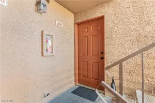 Photo #2: 2496367 Listing 