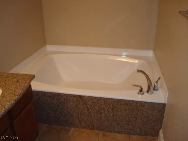 MLS: 2496385 Condo For Sale