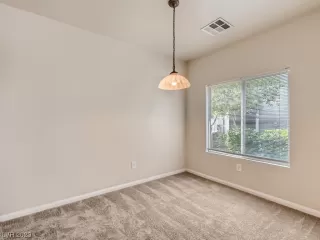 Photo #2: 2496389 Listing 