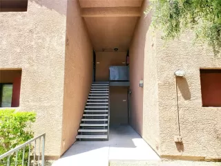 Photo #3: 2496401 Listing 