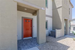 Photo #1: 2496403 Listing