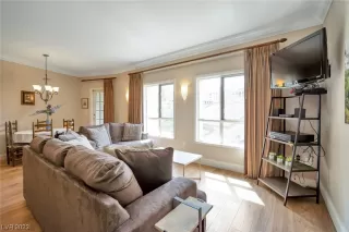 Photo #5: 2496464 Listing 