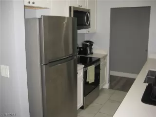 Photo #1: 2496473 Listing