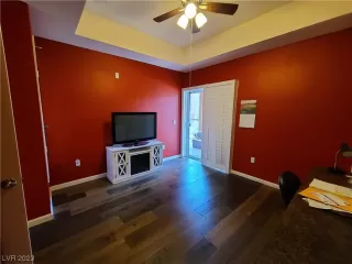 Photo #5: 2496490 Listing 