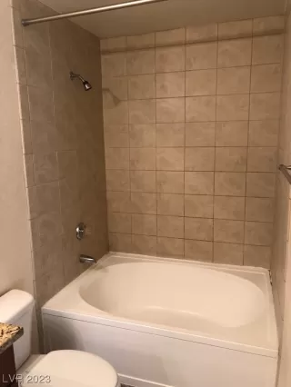 Photo #5: 2496498 Listing 