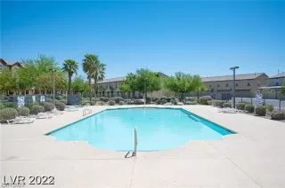 Photo #2: 2496519 Listing