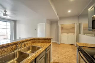 Photo #6: 2496580 Listing 