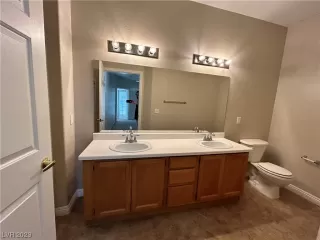 Photo #5: 2496583 Listing 