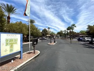 Photo #1: 2496615 Listing 