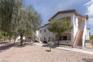 Photo #6: 2496633 Listing 