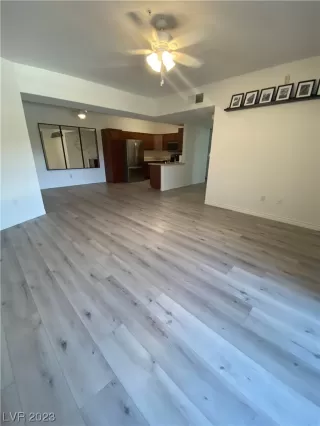 Photo #1: 2496640 Listing 