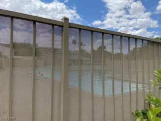 Photo #4: 2496684 Listing