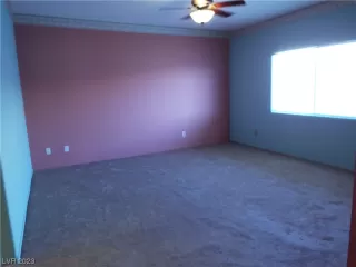 Photo #4: 2496689 Listing 