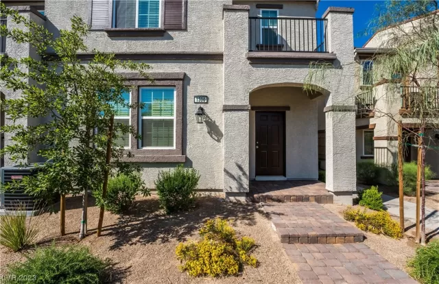 MLS: 2496741 Condo For Sale