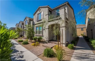 Photo #1: 2496741 Listing