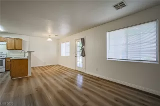 Photo #6: 2496768 Listing 