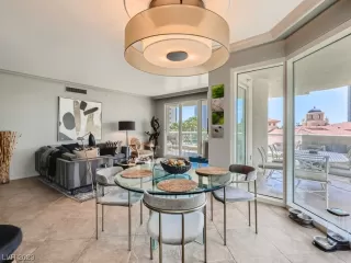 Photo #1: 2496782 Listing