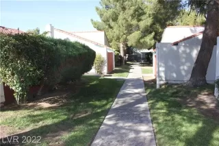 Photo #6: 2496794 Listing