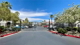 Photo #2: 2496795 Listing 