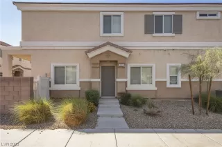 Photo #3: 2496818 Listing