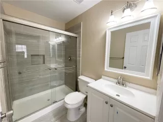 Photo #5: 2496830 Listing 