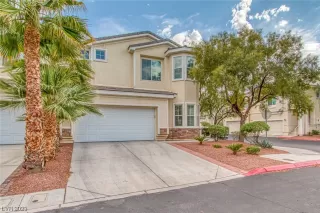 Photo #1: 2496838 Listing