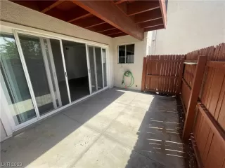 Photo #3: 2496841 Listing 