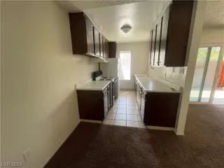 Photo #4: 2496841 Listing 