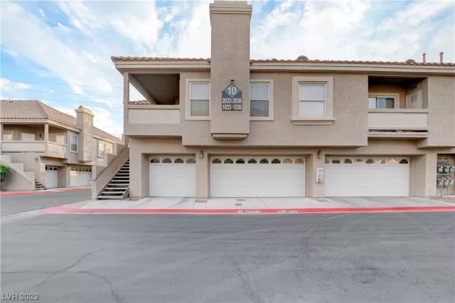 MLS: 2496850 Condo For Sale