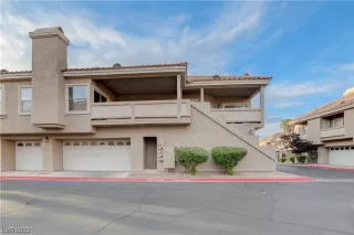 Photo #2: 2496850 Listing 