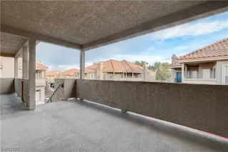 Photo #3: 2496850 Listing 