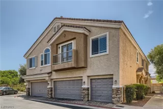 Photo #1: 2496861 Listing