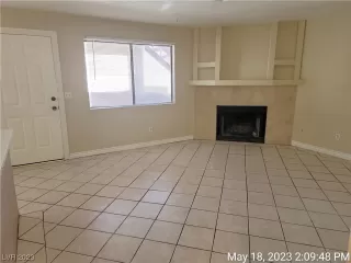 Photo #2: 2496972 Listing 