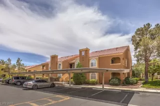 Photo #2: 2497012 Listing