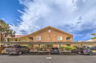 Photo #3: 2497012 Listing