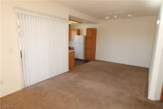 Photo #3: 2497045 Listing 