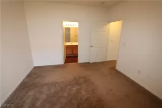 Photo #6: 2497045 Listing 