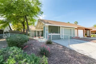 Photo #2: 2497057 Listing