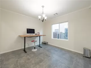 Photo #5: 2497124 Listing