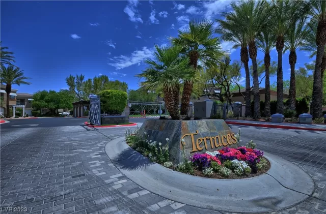 MLS: 2497125 Condo For Sale