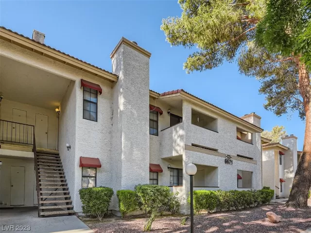 MLS: 2497139 Condo For Sale
