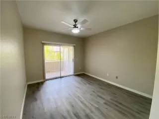 Photo #4: 2497148 Listing