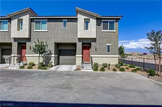 Photo #4: 2497149 Listing 