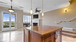 Photo #5: 2497209 Listing 