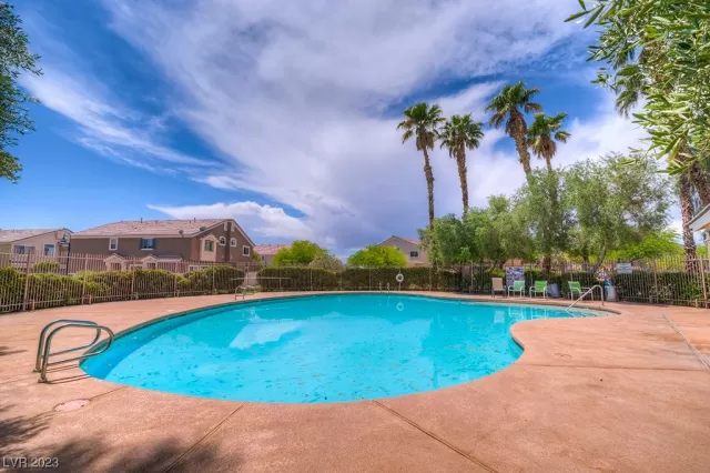 MLS: 2497215 Condo For Sale