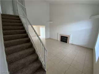 Photo #3: 2497224 Listing 