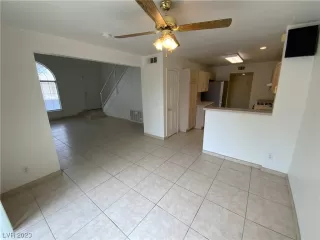 Photo #5: 2497224 Listing 