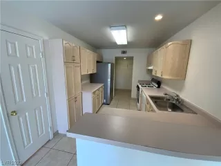 Photo #6: 2497224 Listing 